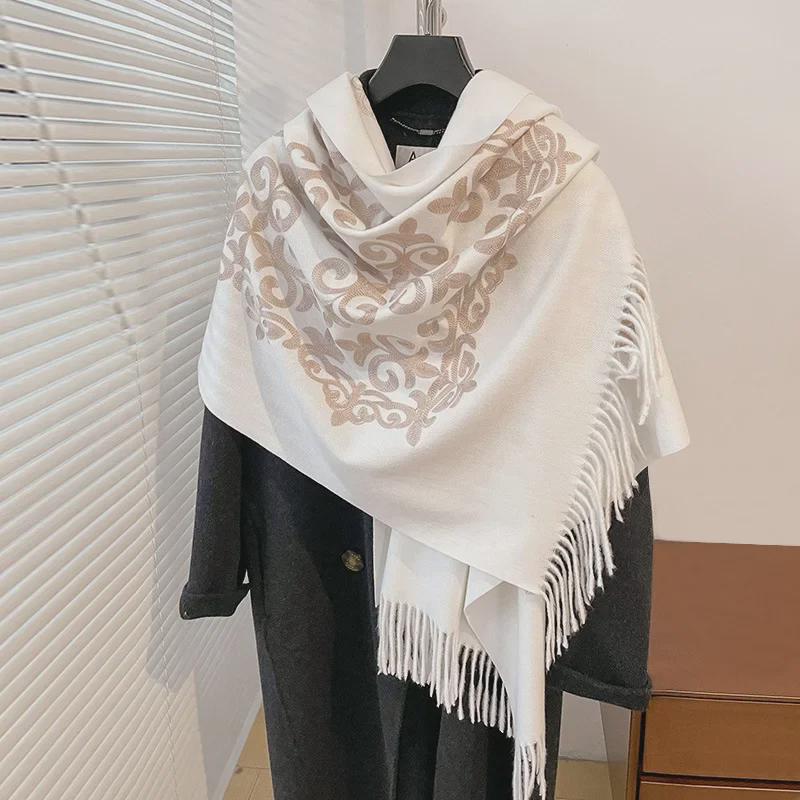 2024 Retro Ethnic Style Embroidered Imitation Cashmere Scarf - Warm & Versatile Fashion for Autumn/Winter