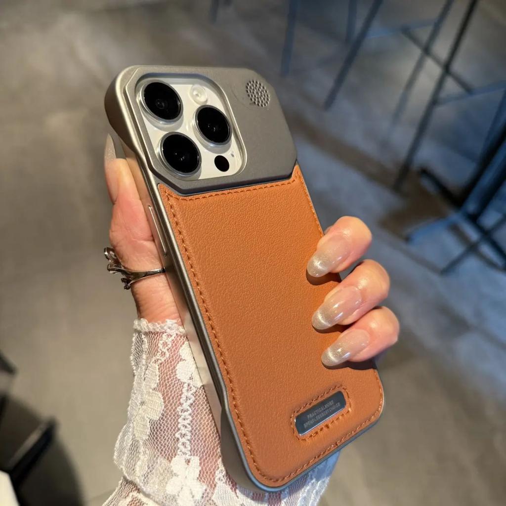 Роскошный Безрамочный Бронированный Кожаный Чехол для iPhone 16 15 14 Plus 13 12 11 Pro Max С Магнитом Magsafe Бизнес Ароматерапевтическая Крышка