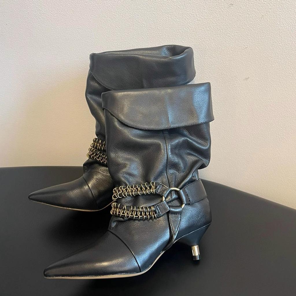 Корейская версия нишевые цепочки кошачий каблук тонкие сапоги женские сапоги средней длины на наборном каблуке с темпераментом тонкий высокий каблук острый носок западный ковбой короткие сапоги