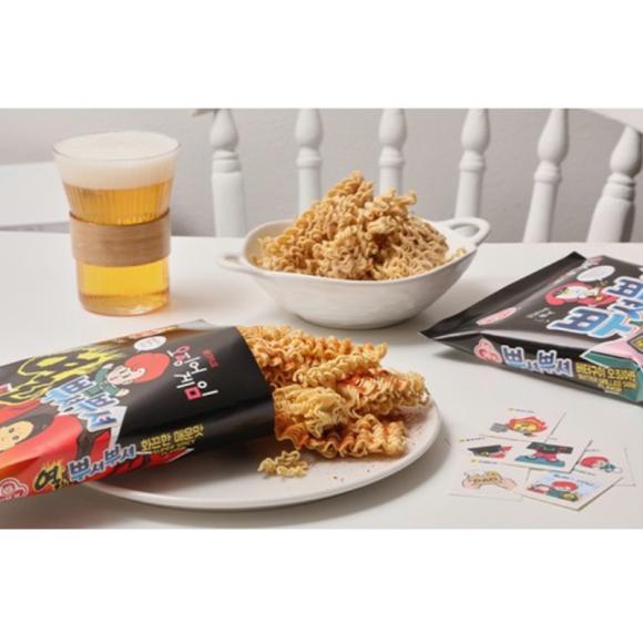 Кальмаровая игра x Ottogi Ppushu Ppushu Crush & Munch - закуска в форме рамена 90 г (6 вариантов)