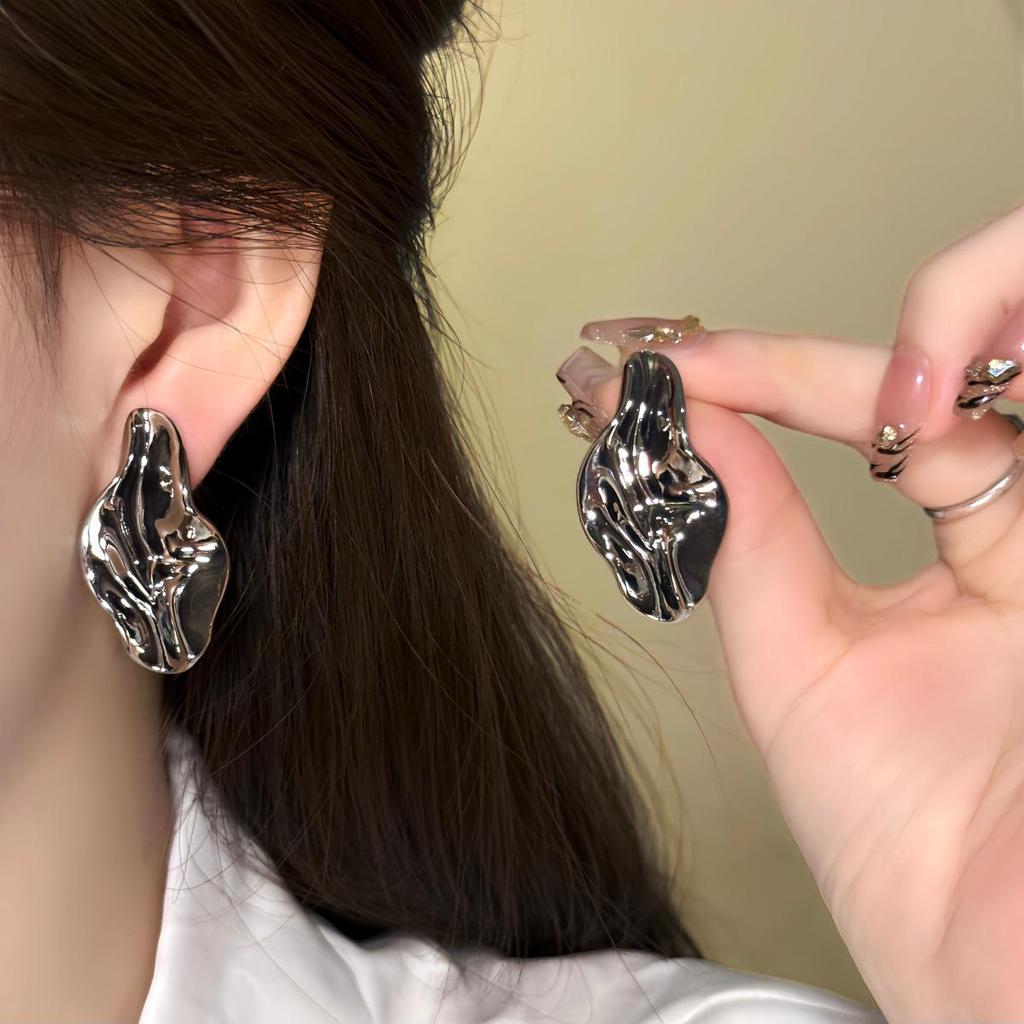 Серьги-кольца большого размера из серебряной иглы S925 - Японский и корейский стиль, Модные и универсальные, Вдохновленные знаменитостями.