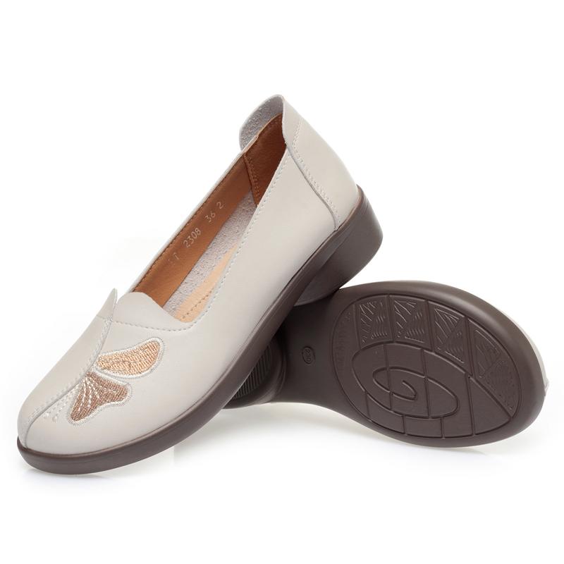 Модные женские балетки AIYUQI 2025 из натуральной кожи, весенняя повседневная обувь, женские слипоны, обувь для мам среднего возраста, нескользящая