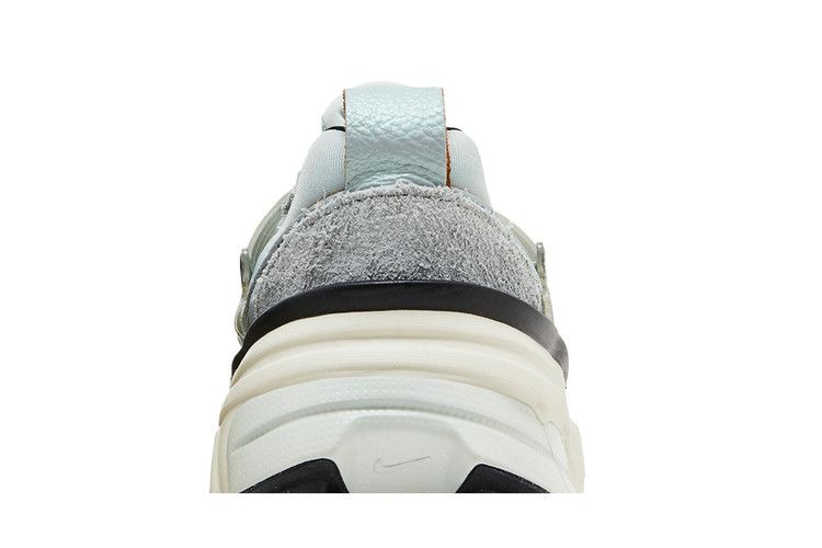 Женские кроссовки Nike V2K Run Light Pumic Black Chrome (Женский) Светлый пемза/Хром/Светлый древесный орех/Коричнево-черный