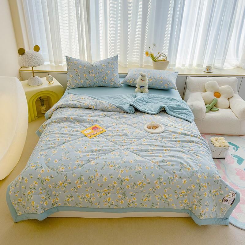 Ультрамягкое летнее охлаждающее одеяло — легкое, дышащее и приятное для кожи с тисненым цветочным принтом для всех сезонов — идеально для спальни