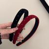 Французская Ретро Глянцевая Атласная Тонкая Повязка на Голову с Губкой - Кремовый Аксессуар для Волос для Прогулок и Умывания Лица