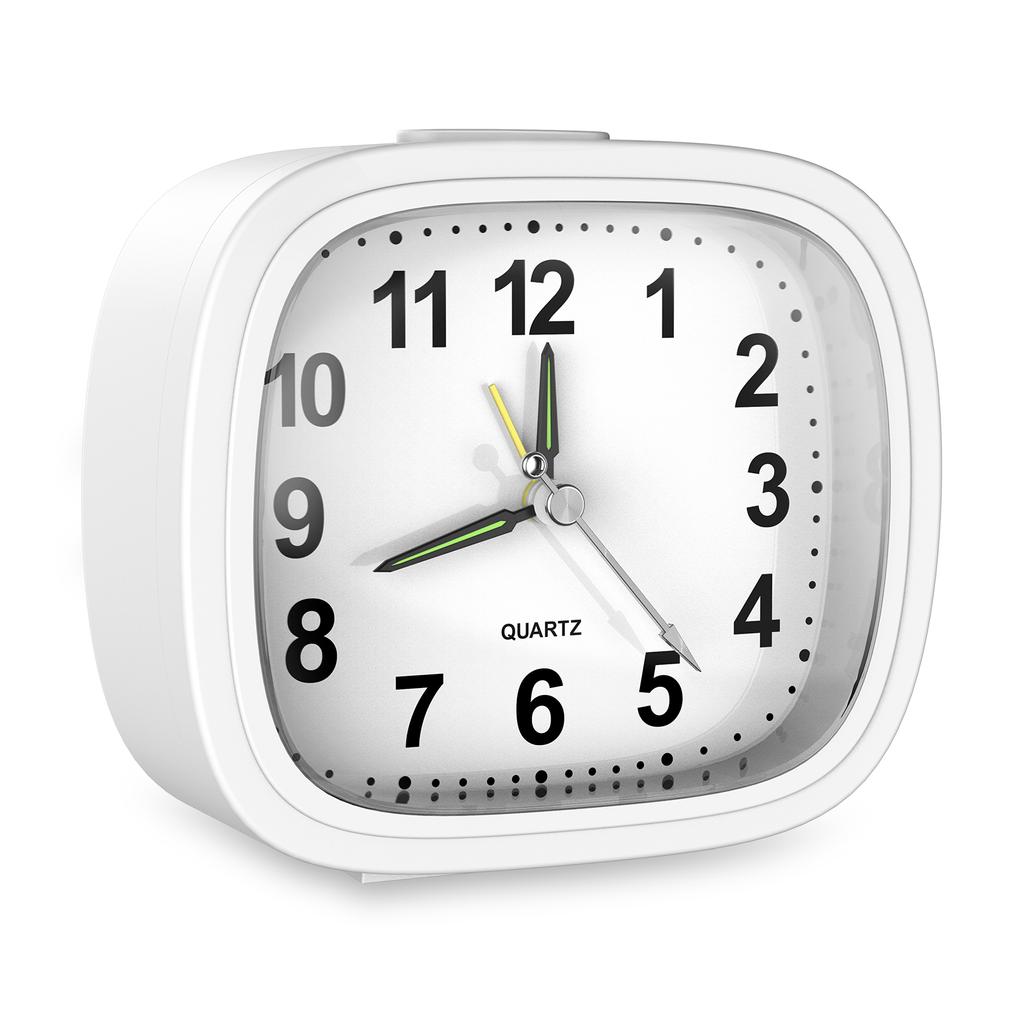 ORIA Бесшумные будильники, прикроватные, не тикающие, работающие от батареек, настольные часы со светящимися аналоговыми часами для крепко спящих людей, для путешествий