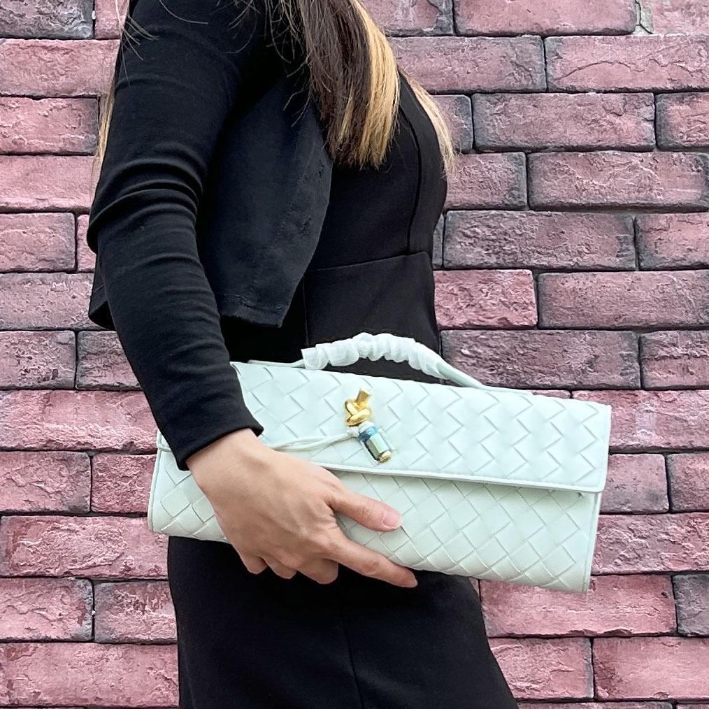 2024 Spring Hand-Woven Crossbody Baguette Bag - European & American Fashion Style