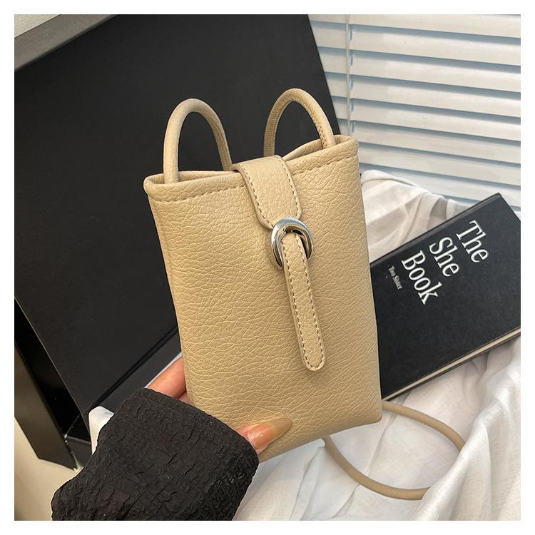 Новая популярная женская сумка через плечо Высококачественные сумки из искусственной кожи Большой вместимости Сумки кроссбоди для женщин Кошелек для телефона с клапаном