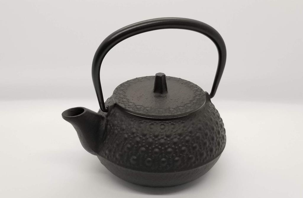Iwachu Iron Kettle Combination Teapot Type 3 New Turtle Shell Black No Enamel Suitable for Open Fire Nanbu Tekki 12803 0.32L