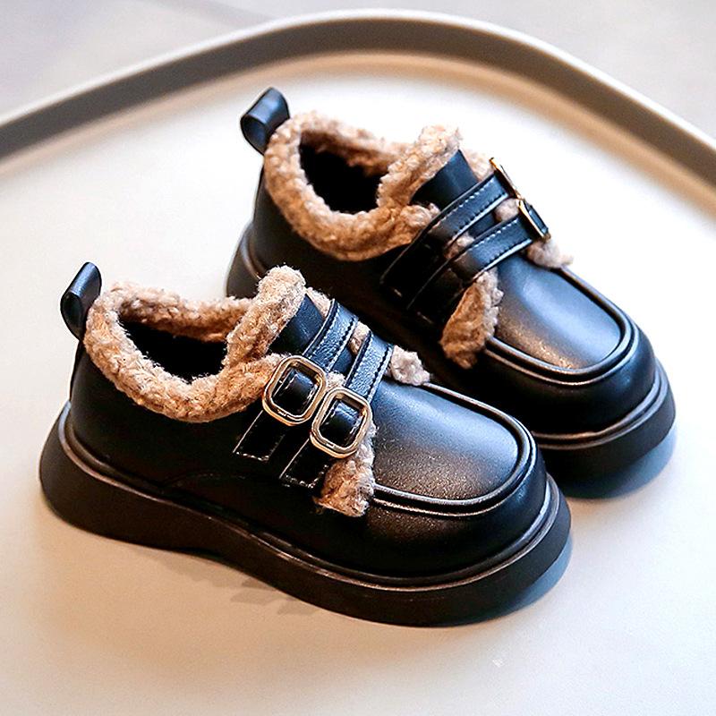 Детская 2024 Осень Дизайнерская Обувь для Девочек Нескользящая Кожаная Обувь Толстый Плюш Младенческая Зимняя Обувь Теплая Модная Мягкая Подошва Кроссовки для Девочек