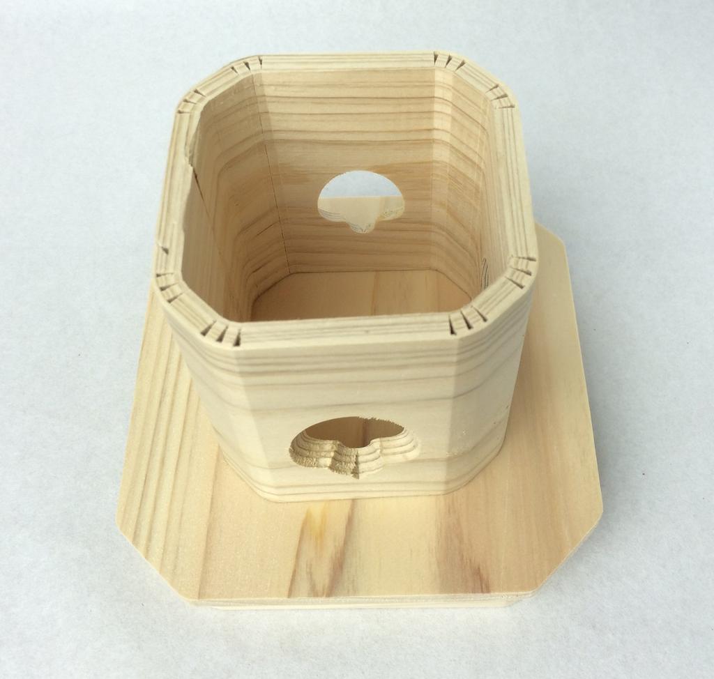 Моа Фетели Японский Хиноки (Кипарис японский) ШтативСанпо (8 дюймов) для Внутренних Церемоний, синтоистских Храмов и в качестве синтоистского подношения. Тренога Хиноки,