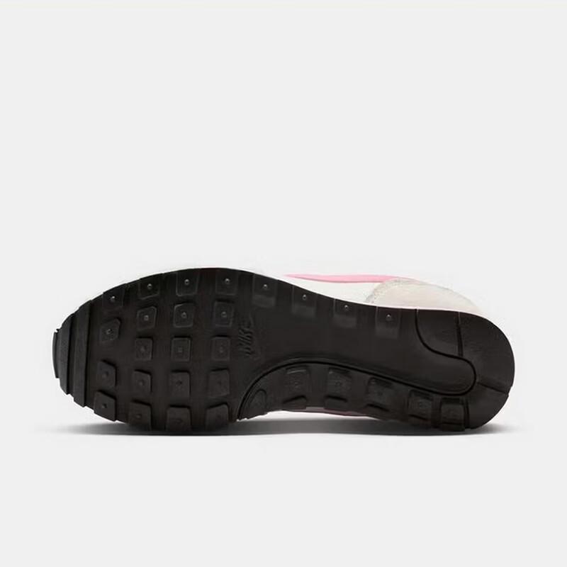 Nike Женские повседневные кроссовки MD Runner 2