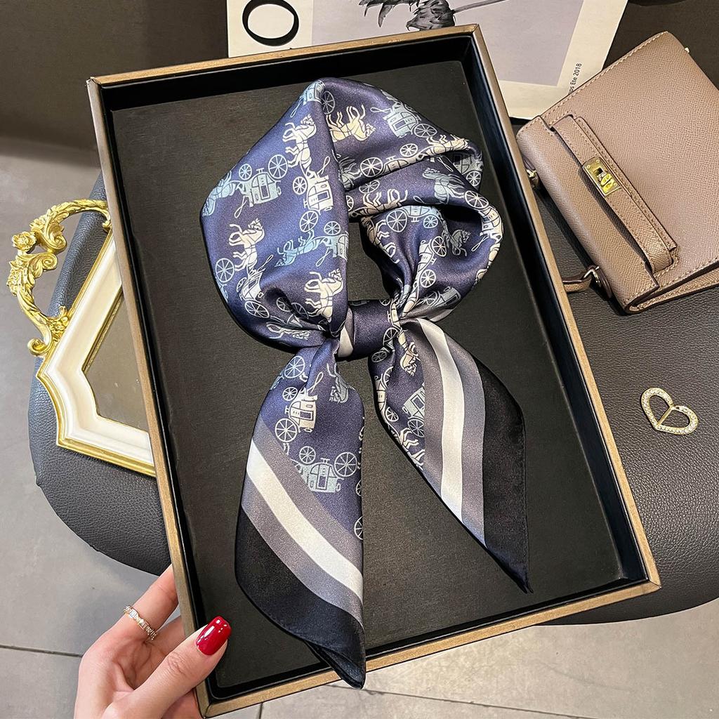 Luxury  Women Mulberry Silk Scarf Fashion Pattern Design Square Scarves Bandanna Wraps Decoration Hairband