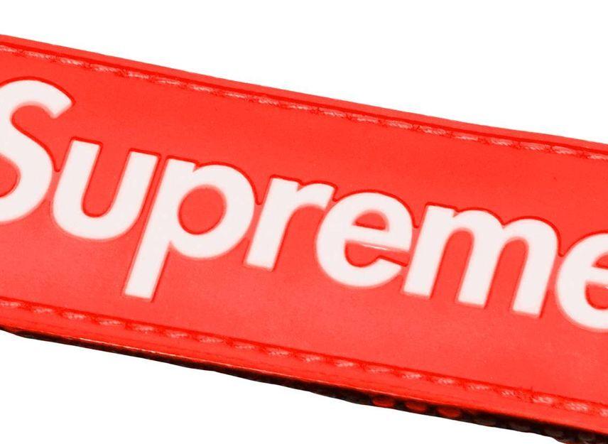 Supreme Webbing Keychain Red (23SS)