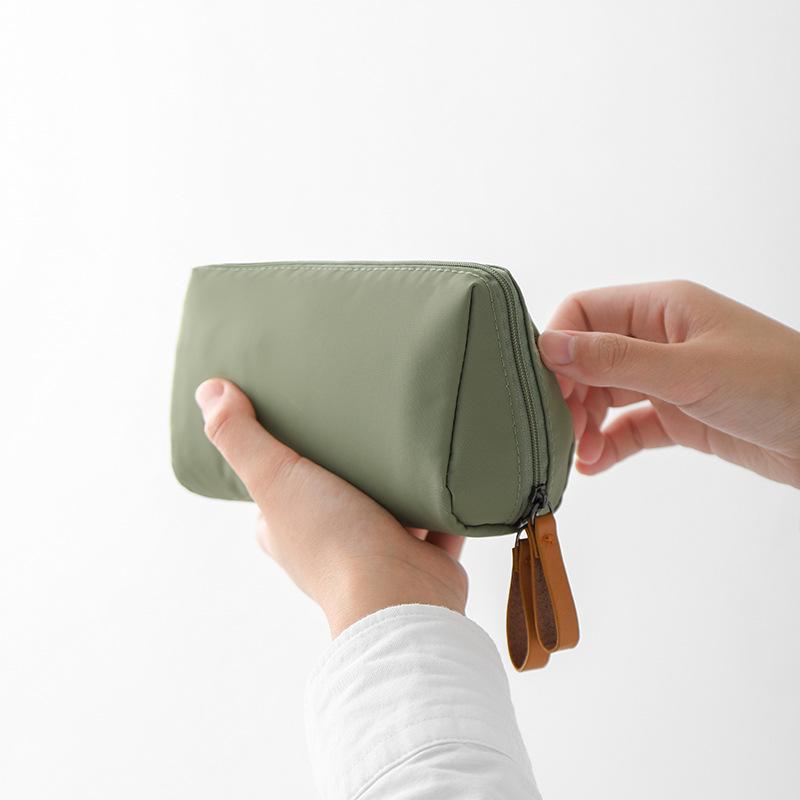 Korean Style Portable Mini Makeup Bag & Coin Purse - Women's Travel Cosmetic Storage