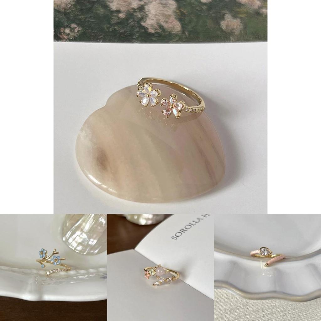 Trendy S925 Pure Silver Ring With Beautiful Pearl Floral Detailing For Women