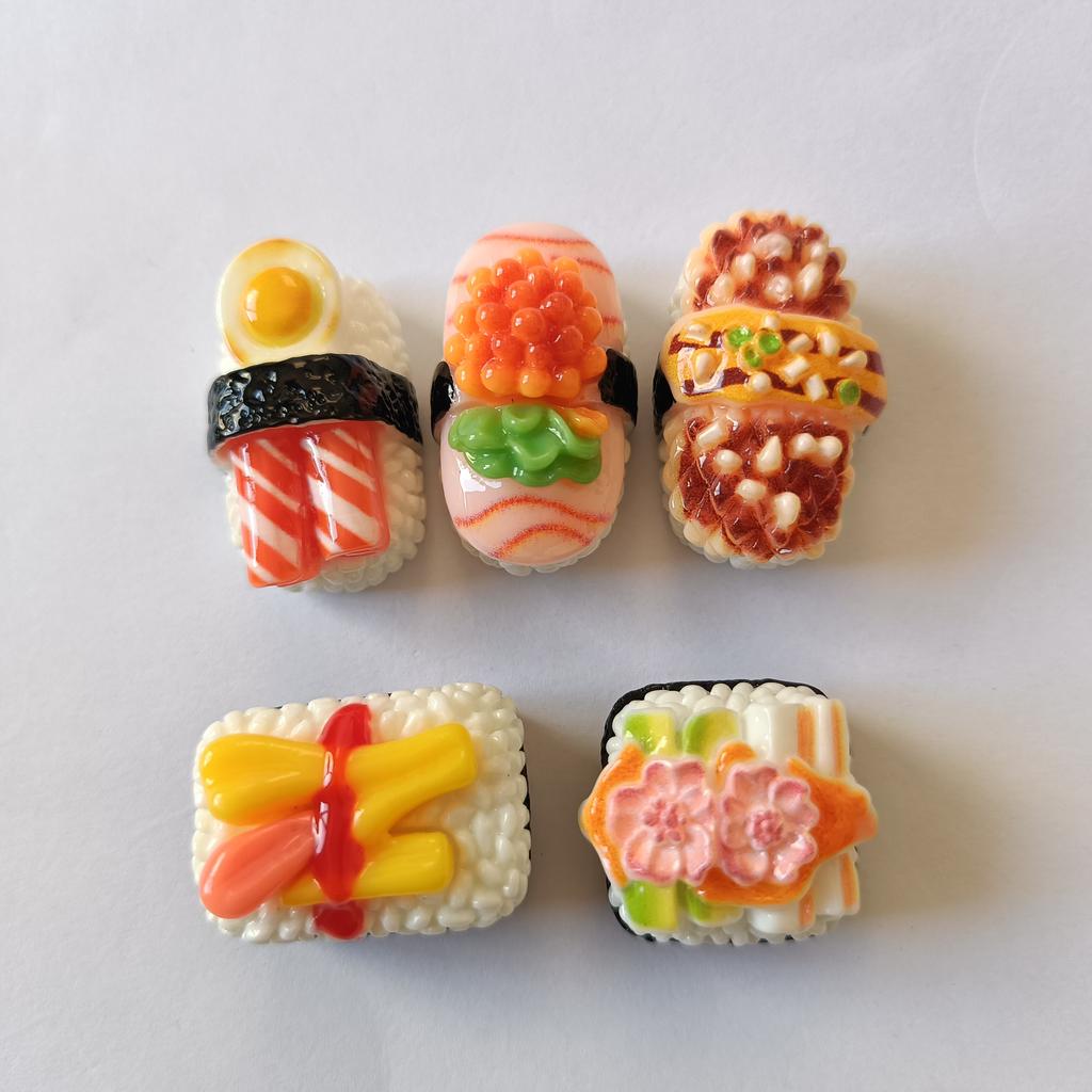 100PCS Sweet Sushi Miniature Flat Back Resin Cabochons for Hairpin Scrapbooking DIY Home Decor Resin Craft Dolls Accessories