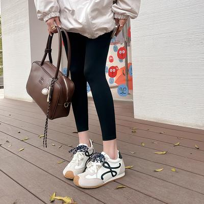 Женская обувь – Кроссовки