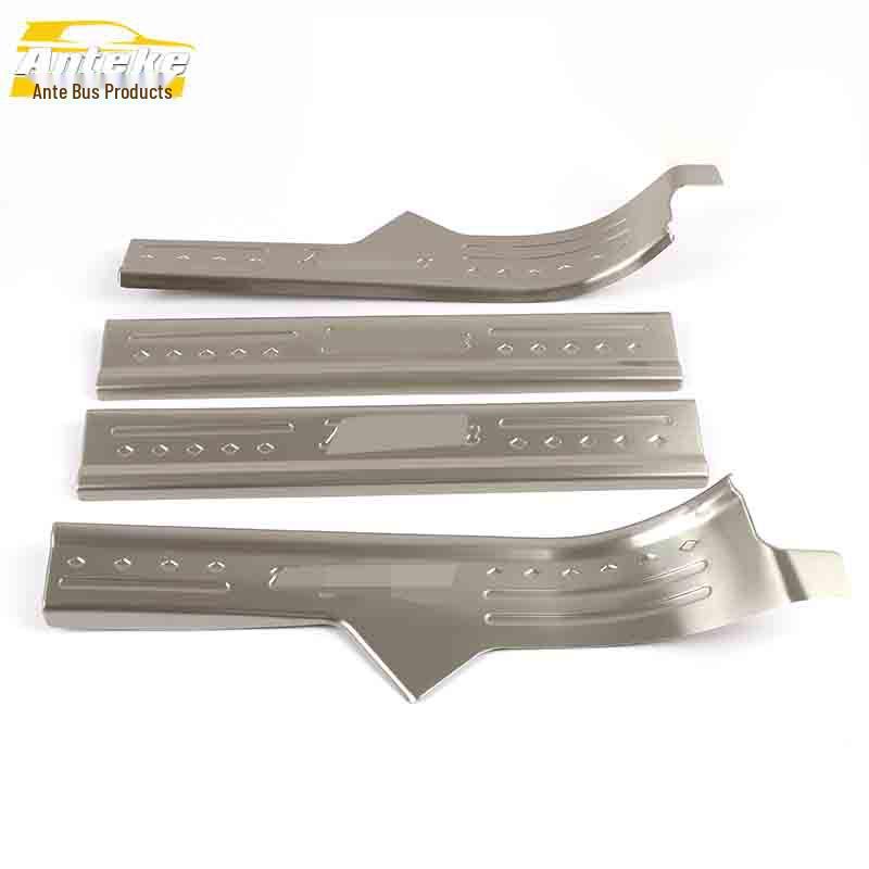 Декоративные накладки на пороги и бампер Baojun 560, защитные полосы от царапин и накладки на педали