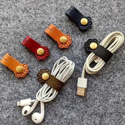 Симпатичная кожаная катушка для кабеля «Кошачий коготь» — стильная организация наушников и USB-кабелей