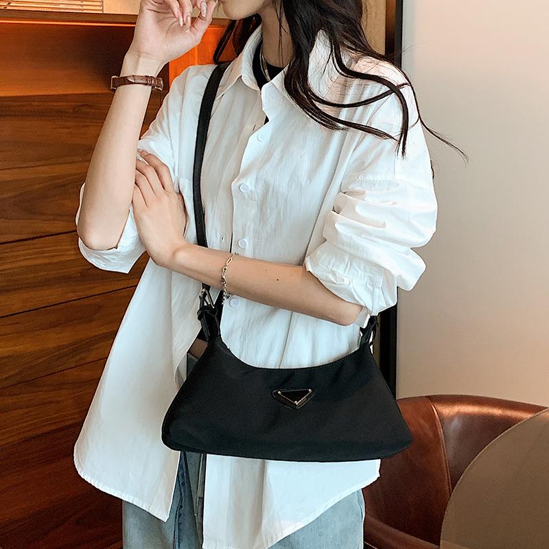 Underarm Bag for Women with Large Capacity 2023 New Oxford Fabric Niche Design, Popular On the Internet, One Shoulder Crossbody Bag