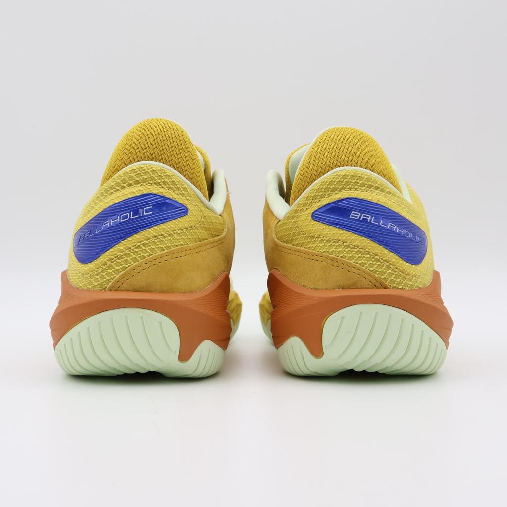1061A050-250 ballaholic Asics Nova Surge Low Ванильный Минеральный Коричневый (Мужской)
