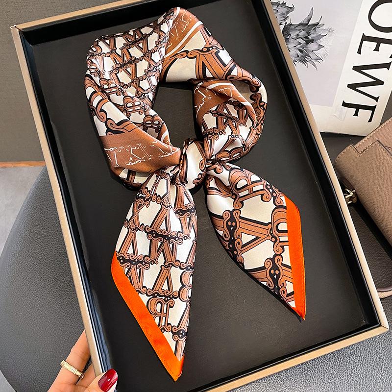 French Retro Letters Mulberry Silk Silk Scarf Decorative Scarf Hangzhou Silk Square Scarf Small Neck Scarf