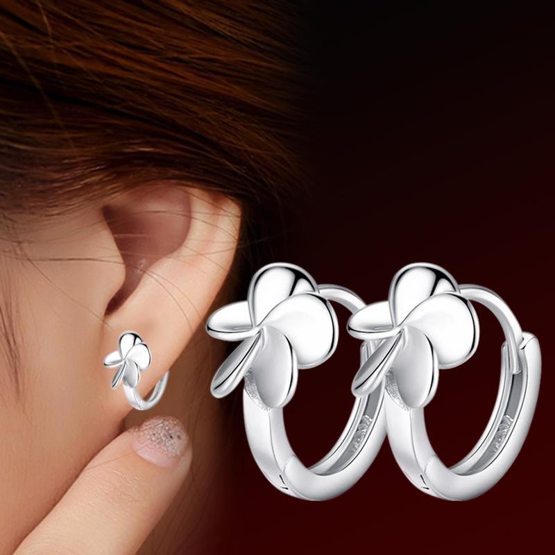 Womens Korean Fashion Elegant Anti-allergy 925 Silver Plated Mini Cute Simple Five-leaf Flower Earrings Female Ear Jewelry Vintage Earrings Gifts