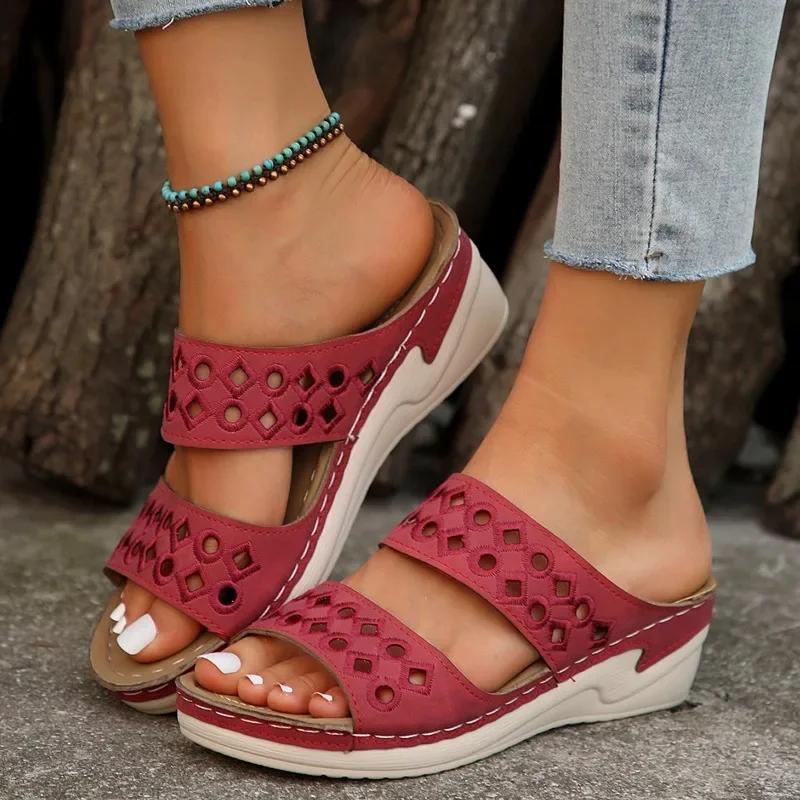 Женские сандалии 2024 года, новые летние женские туфли, удобные тапочки на мягкой подошве, модная обувь Hollow Zapatos Mujer