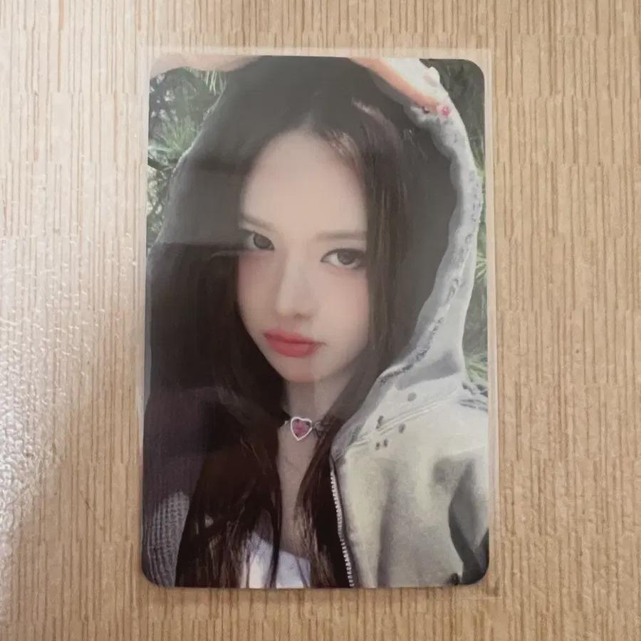 Izuna Bang Min Apple Music Beep Unreleased Photocard