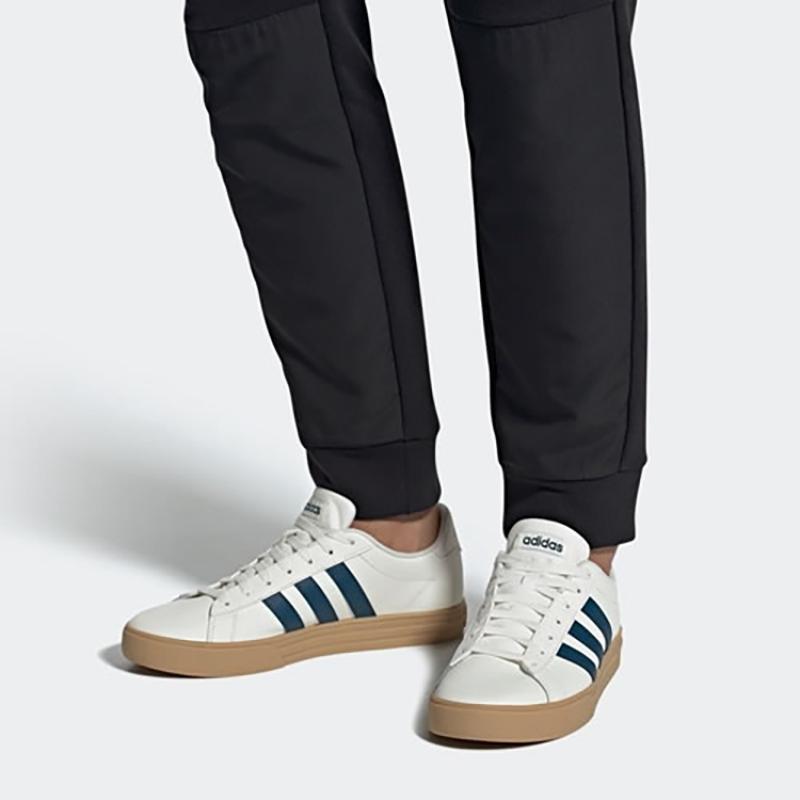 adidas Кроссовки Neo Daily 2.0 'Белый Коричневый Синий' EG4000