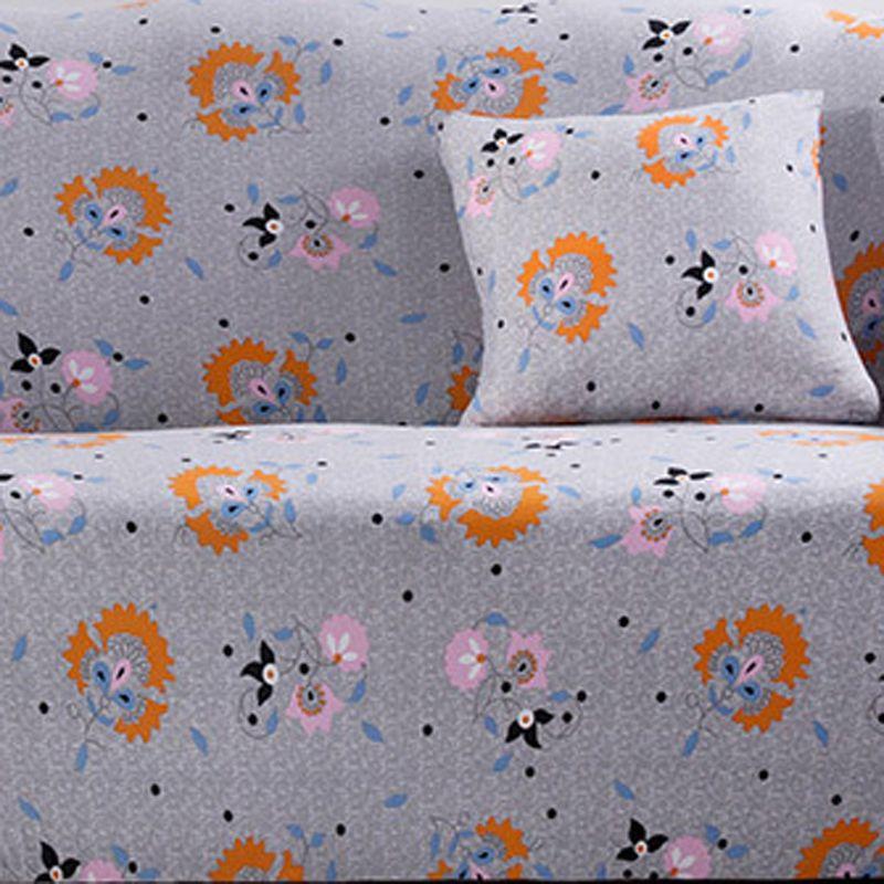 Роскошный мягкий чехол для дивана в многоцветном исполнении, с отличной посадкой и устойчивостью к сминанию