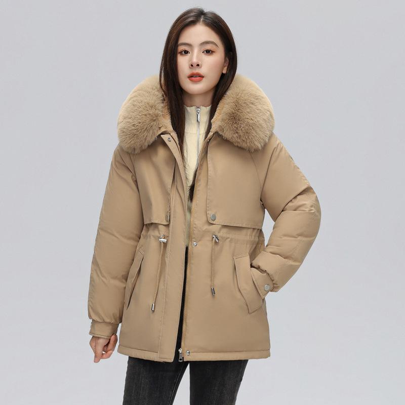 Женская новая бархатная и утепленная парка короткая в корейском стиле свободного кроя с большим меховым воротником