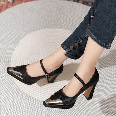 Модная осенняя новая одинарная обувь женская модная остроносая с мелким вырезом, металлической линией и темпераментными массивными каблуками