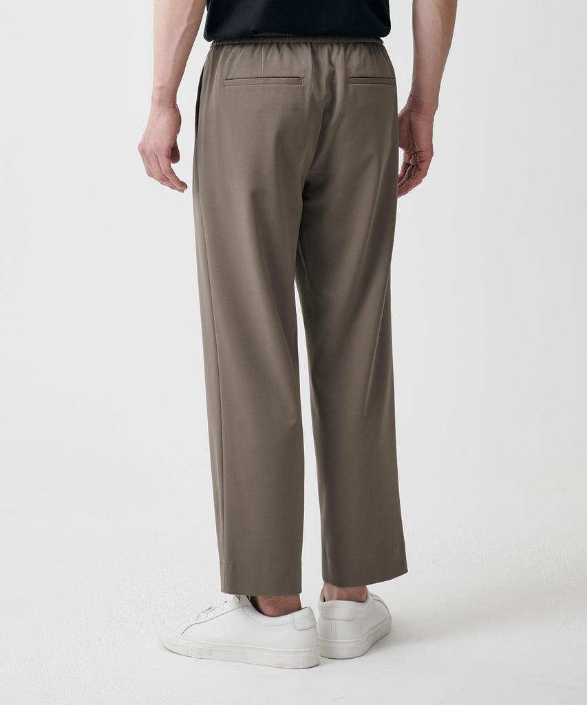 MUSINSA STANDARD Wide Easy Elastic Waist Crop Slacks [Dusty Beige]