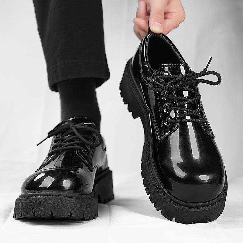 Мужские кожаные туфли 2025 новая летняя деловая повседневная подростковая большая голова британский стиль черная лакированная кожа ботинки Мартин