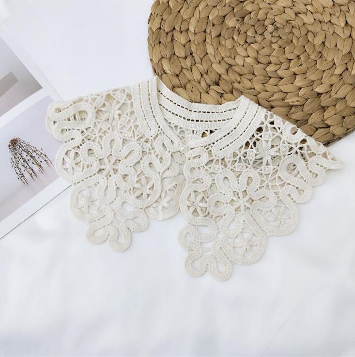 Vintage Shawl O-Neck Doll Fake Collar Shirt Women Hollow Crochet Lace False Collar Detachable Woman Half Shirt Faux Col