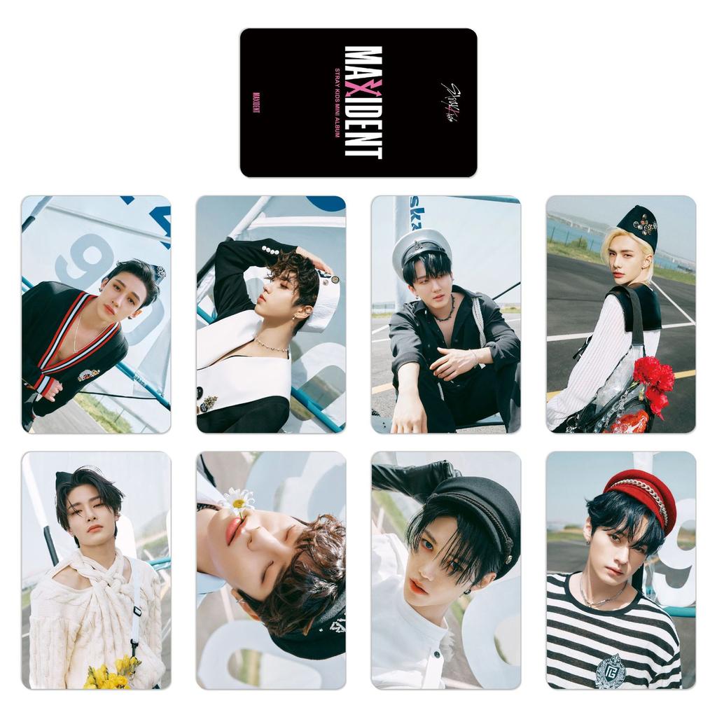 SKZOO's same style men's group po card for the new album "NOEASY" featuring celebrity merchandise cards