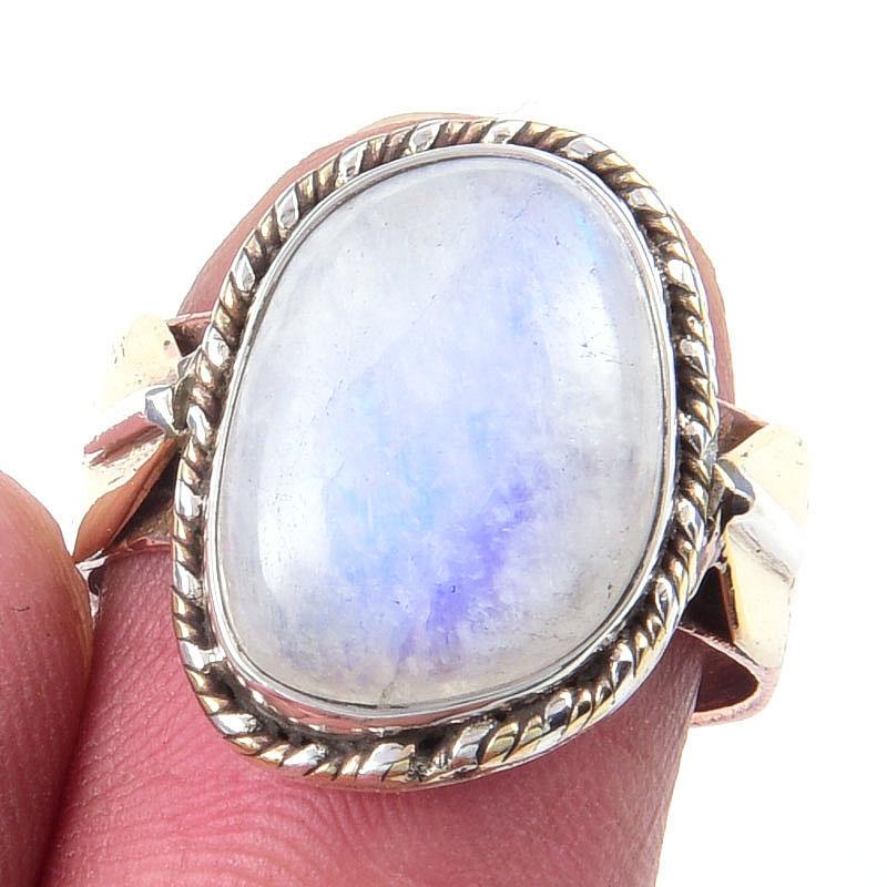 Natural Rainbow Moonstone Gemstone 925 Sterling Silver Two Tone Ring Size 7 U6m63