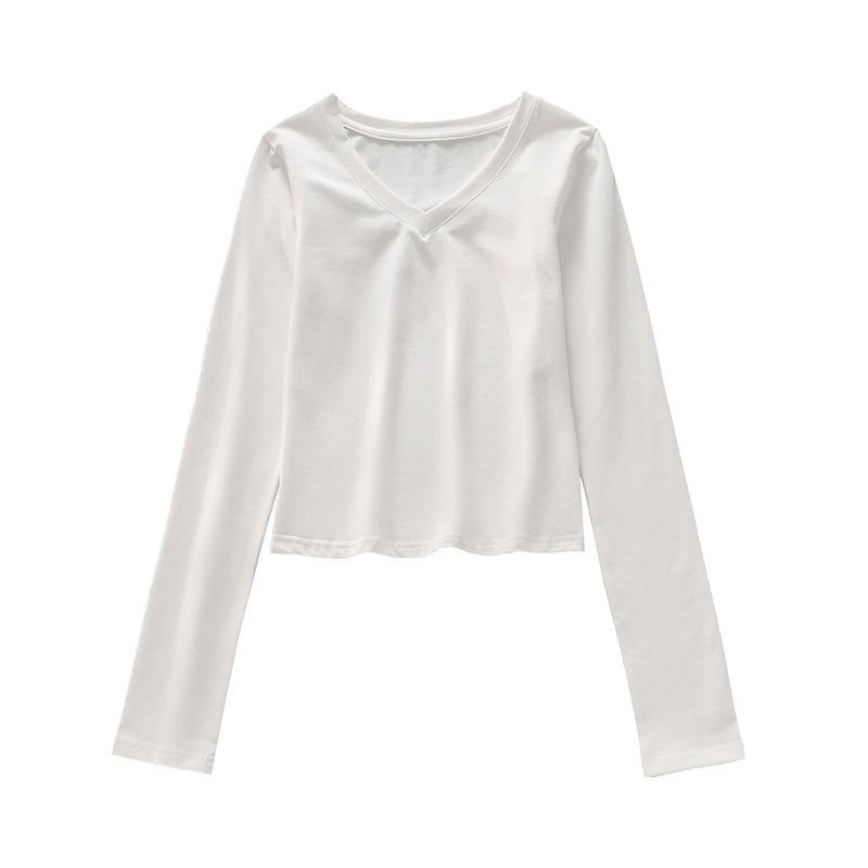 Новая футболка с V-образным вырезом и длинными рукавами для женщин на осень и зиму разработана как базовый слой с облегающим силуэтом, подчеркивающим фигуру.
