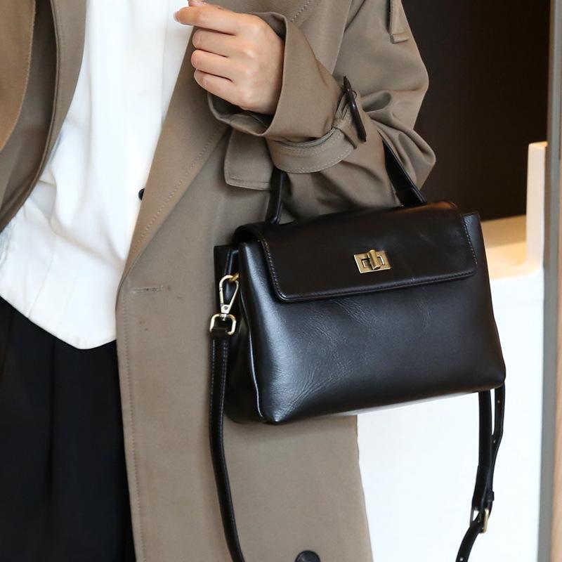 Женские сумки через плечо из натуральной кожи 2024 года: Стильные, высококачественные сумки-мессенджеры и дамские сумки