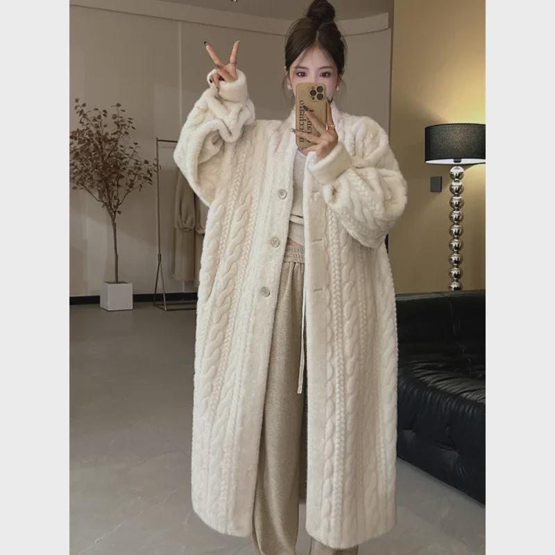 Экологичное женское меховое кожаное зимнее пальто с V-образным вырезом - новый стиль 2024 года