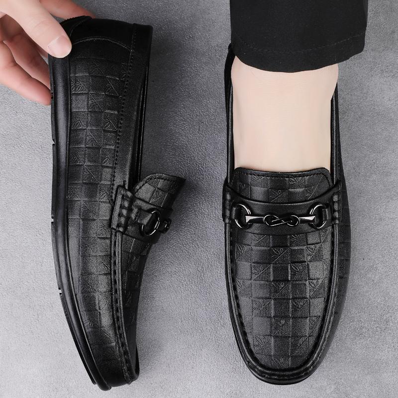 Fashion Designer Men Shoes New Loafers Men's Genuine Leather Slip-on Classic Leather Shoes Soft Sole Comfortable Moccasin Casual Shoes