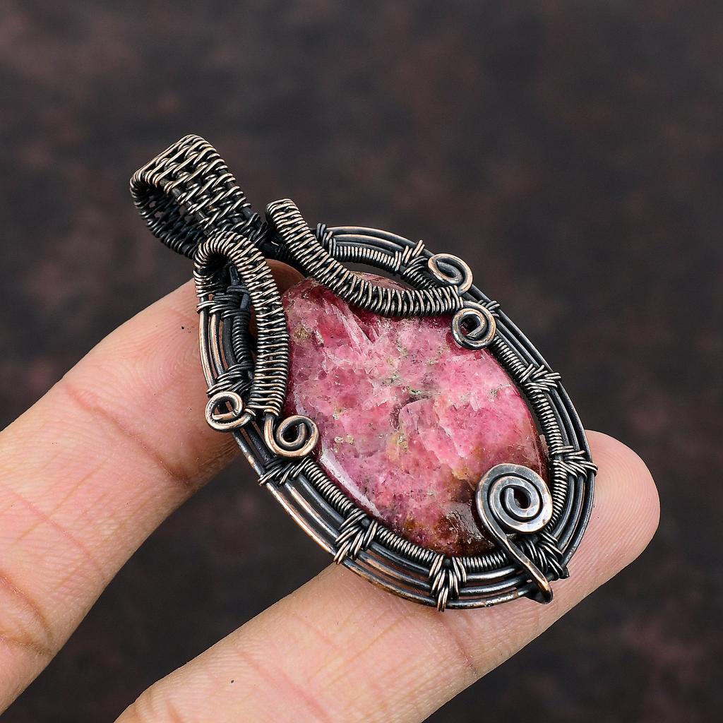 Родонит Медный кулон с проволочной обмоткой из драгоценных камней Подвеска из медной проволоки с обмоткой Ювелирные изделия ручной работы Дизайнерские украшения Подарок для него Ювелирные изделия с целебными камнями