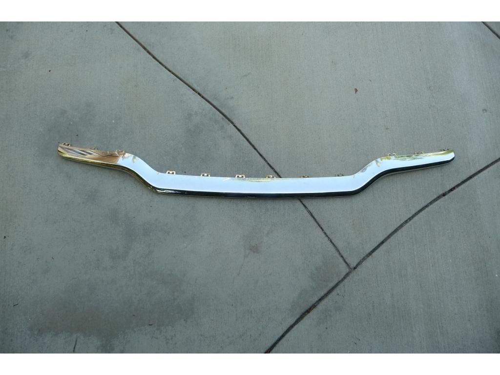 Хромированная нижняя накладка на задний бампер для Mercedes-Benz GL350 W166