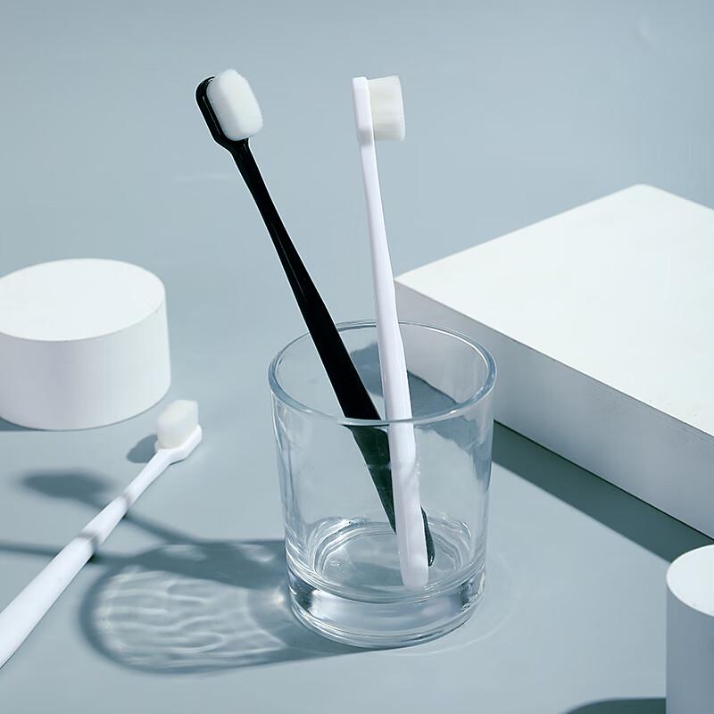 OWI Сверхмягкая зубная щетка с 10 000 щетинок, 4 штуки