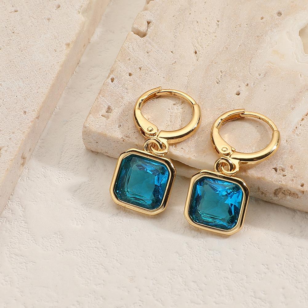 Квадратные серьги-капли с цирконом, новые женские модные украшения, серьги-гвоздики с дикой индивидуальностью