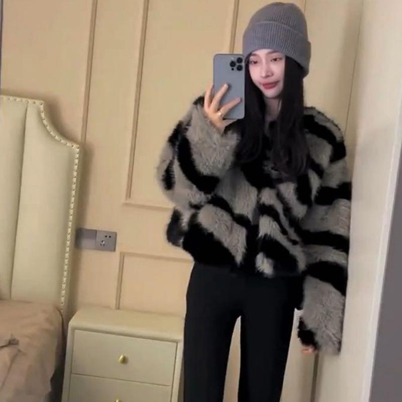 Women's Zebra Pattern Fur Jacket Imitation Fox Hair Short Small Fragrant Style Fashion Temperament Plush Cardigan Top