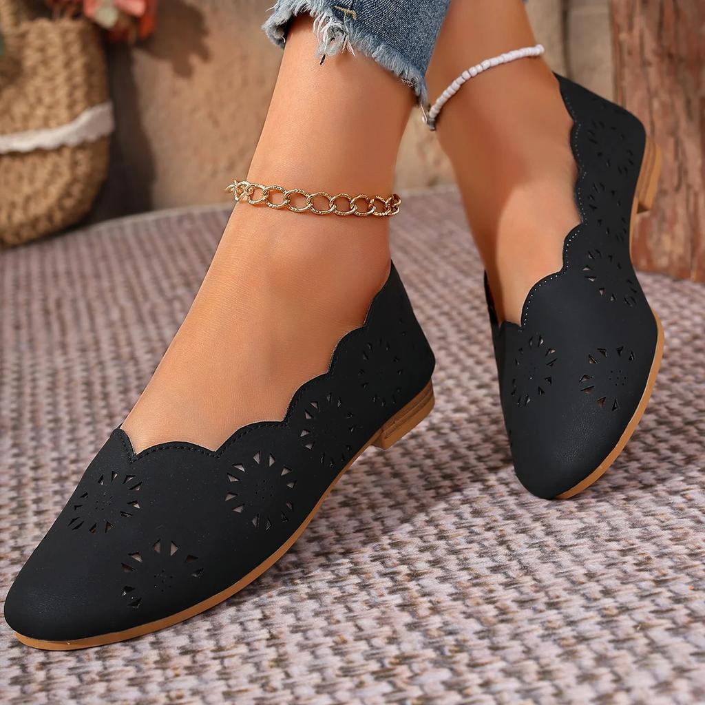 Fashion Comfortable Leather Woman Pointed Toe Flats Summer Lady Hollow Out Loafers Women Shoes 2025 Women Flat Loafers Shoes