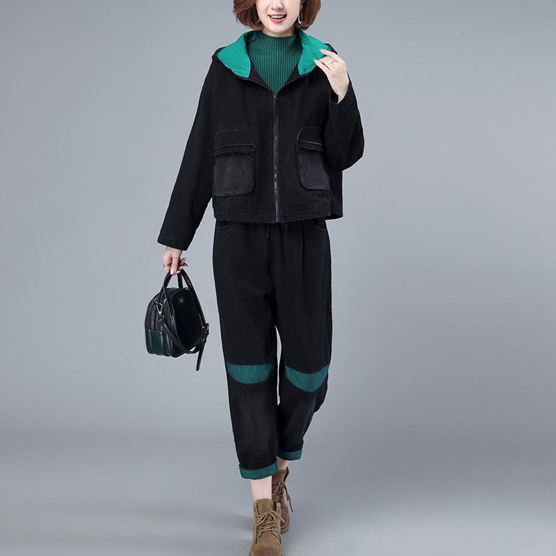 Женский новый утолщенный джинсовый костюм 2024: Мода Осень/Зима, Стильный Повседневный Костюм-Двойка для Мам Среднего и Пожилого Возраста